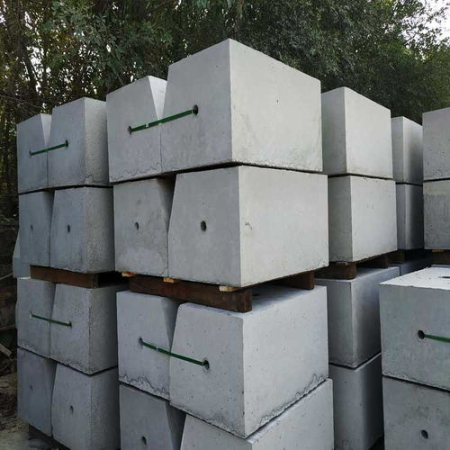 廣州圍擋水泥墩 混凝土圍擋基礎(chǔ)預(yù)制廠